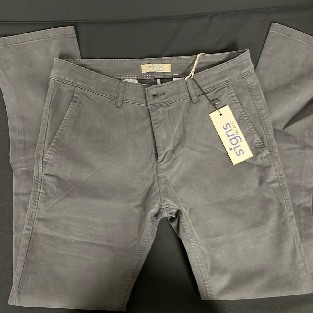 New with tags mens Signs pants size 32